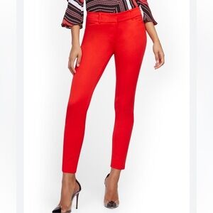 Sharagano Stretched Ankle Pant Red Size 8 New Without Tag